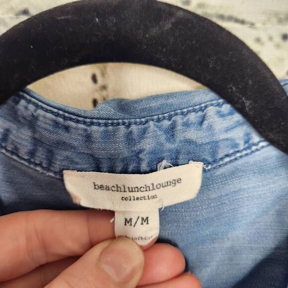 Beachlunchlounge Collection Women's Blue Chambray Front Tie Button-Up Shirt Medi - Picture 11 of 12